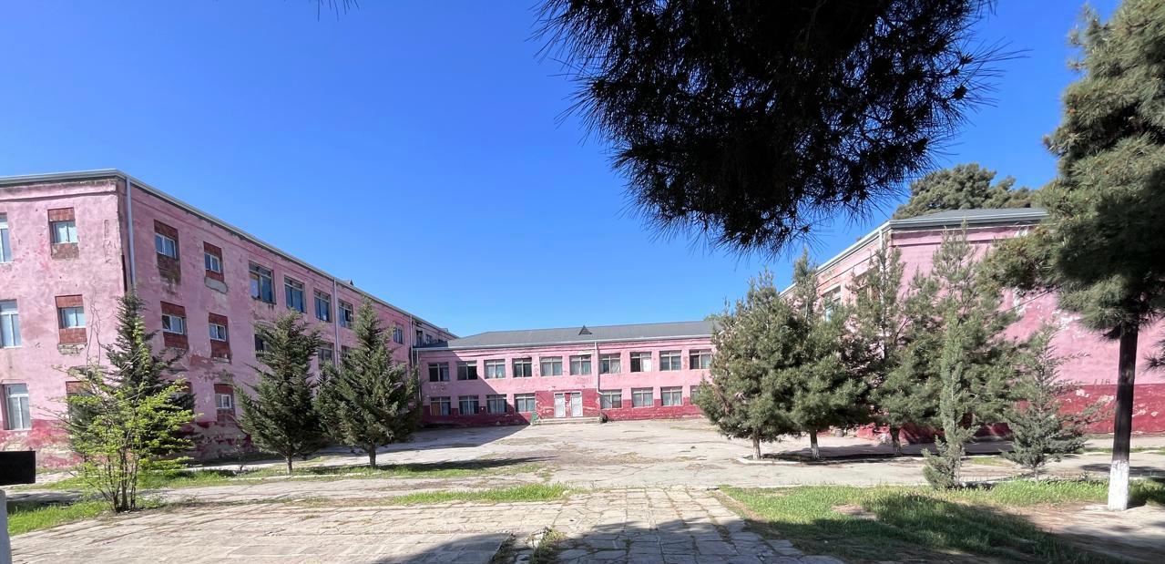 Xaçmaz rayonu Xudat şəhər Nəriman Nərimanov adına 2 nömrəli tam orta məktəb