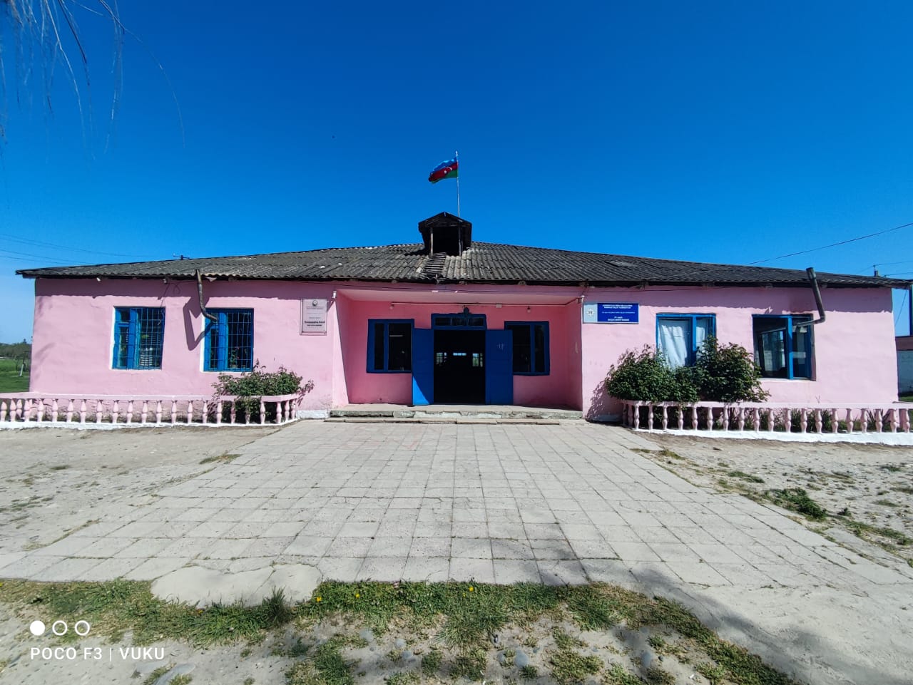 Xaçmaz rayonu Susayqışlaq kənd tam orta məktəb