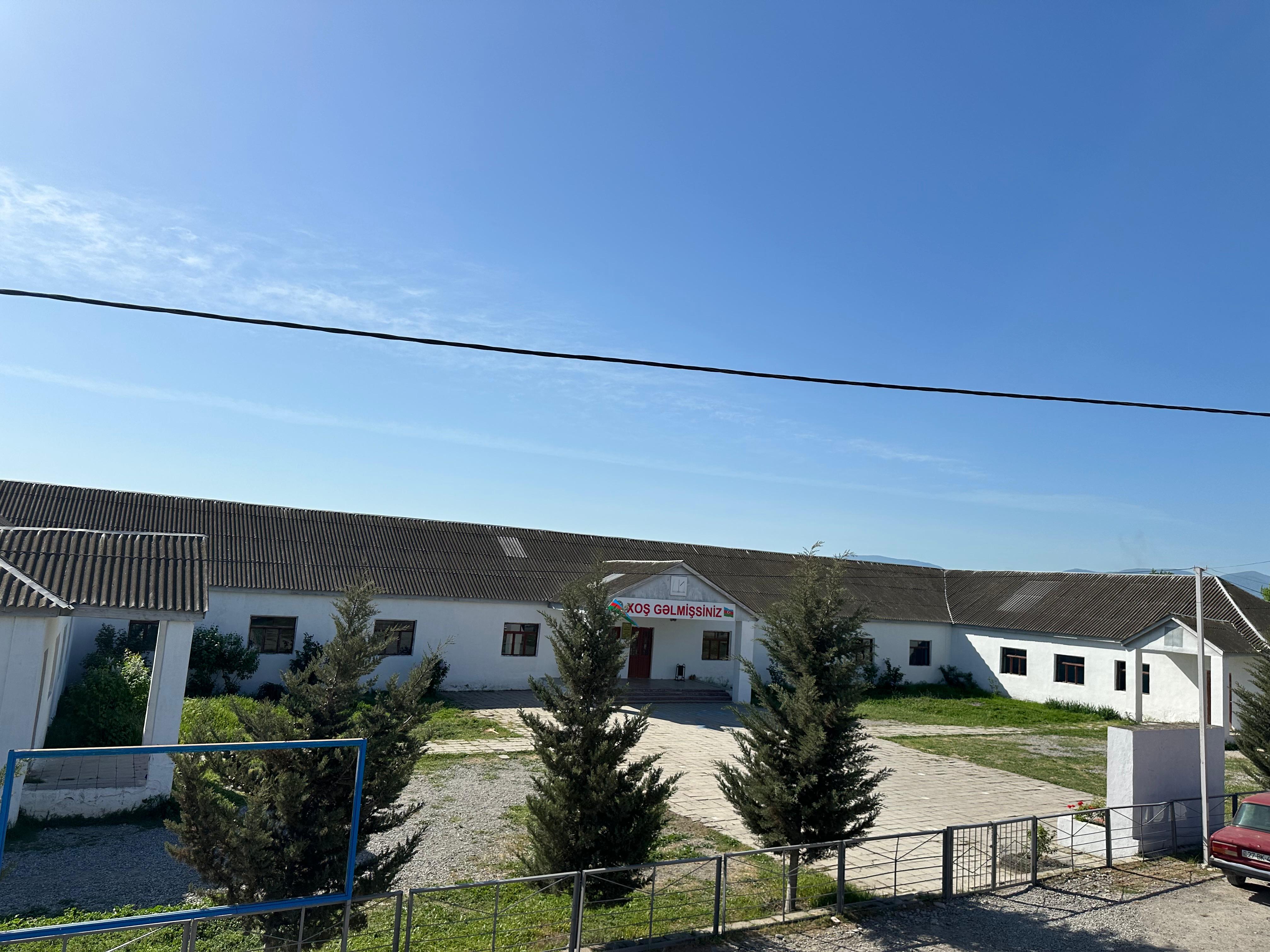 Xaçmaz rayonu Çarxı kənd Nasib Abudov adına ümumi orta məktəb