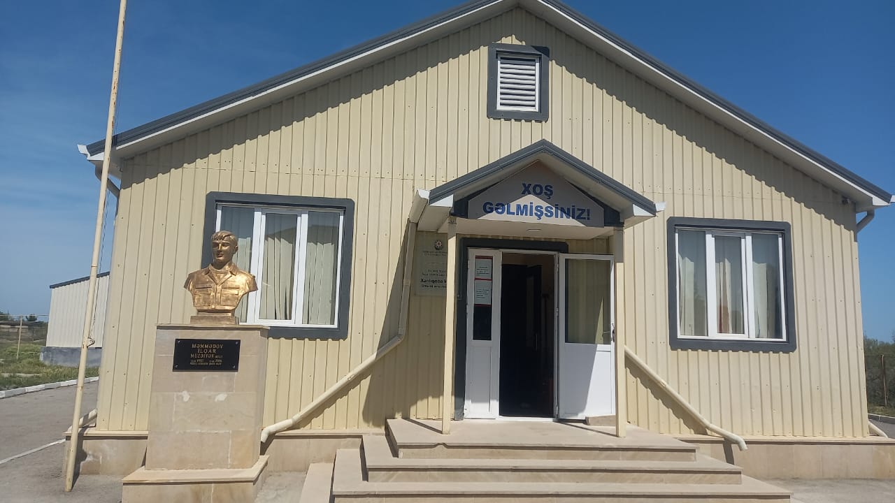 Xaçmaz rayonu Xanlıqoba kənd İlqar Məmmədov adına ümumi orta məktəb