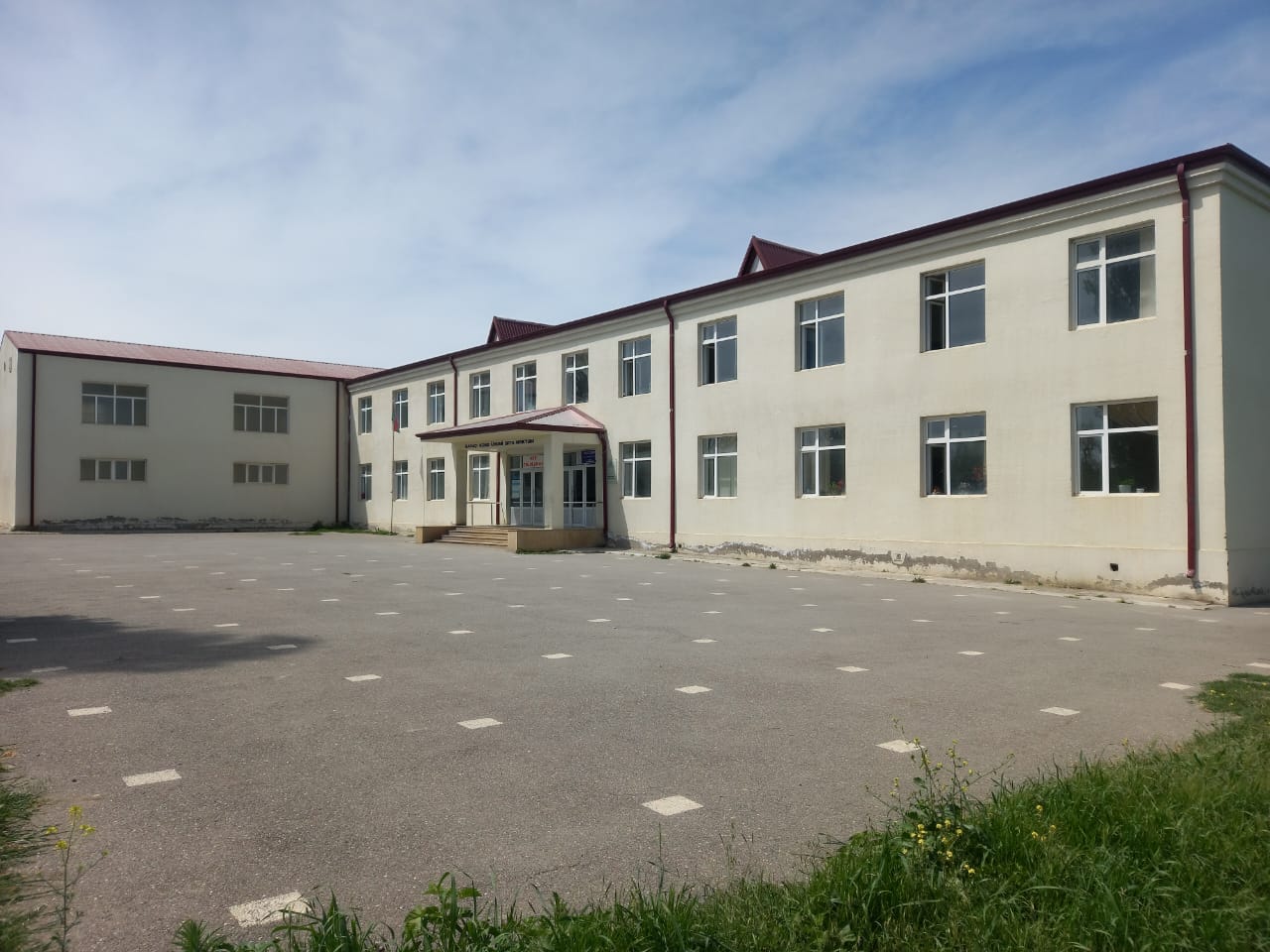 Xaçmaz rayonu Qaraçı kənd ümumi orta məktəb