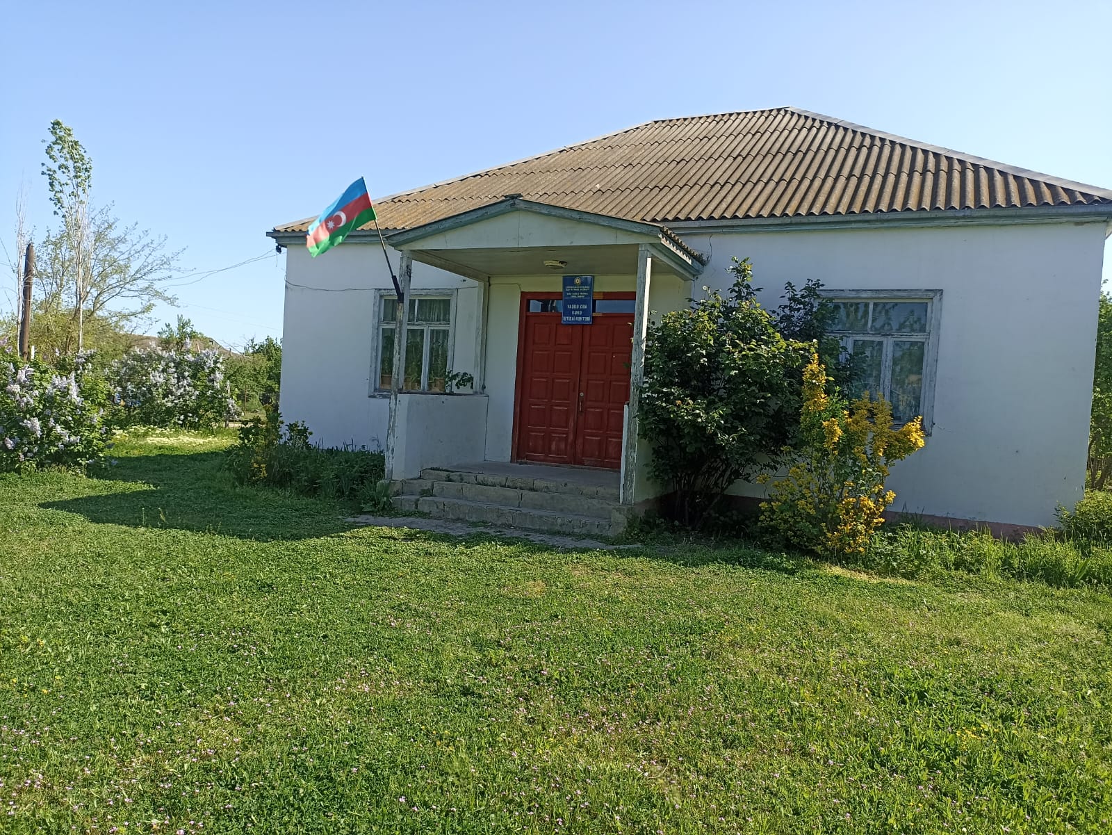 Xaçmaz rayonu Yaquboba kənd ibtidai məktəb