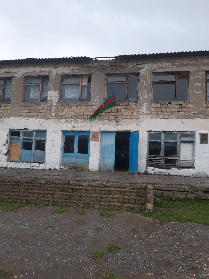 Quba rayonu Çiçi kənd Dəyanət İsmayılov adına tam orta məktəb