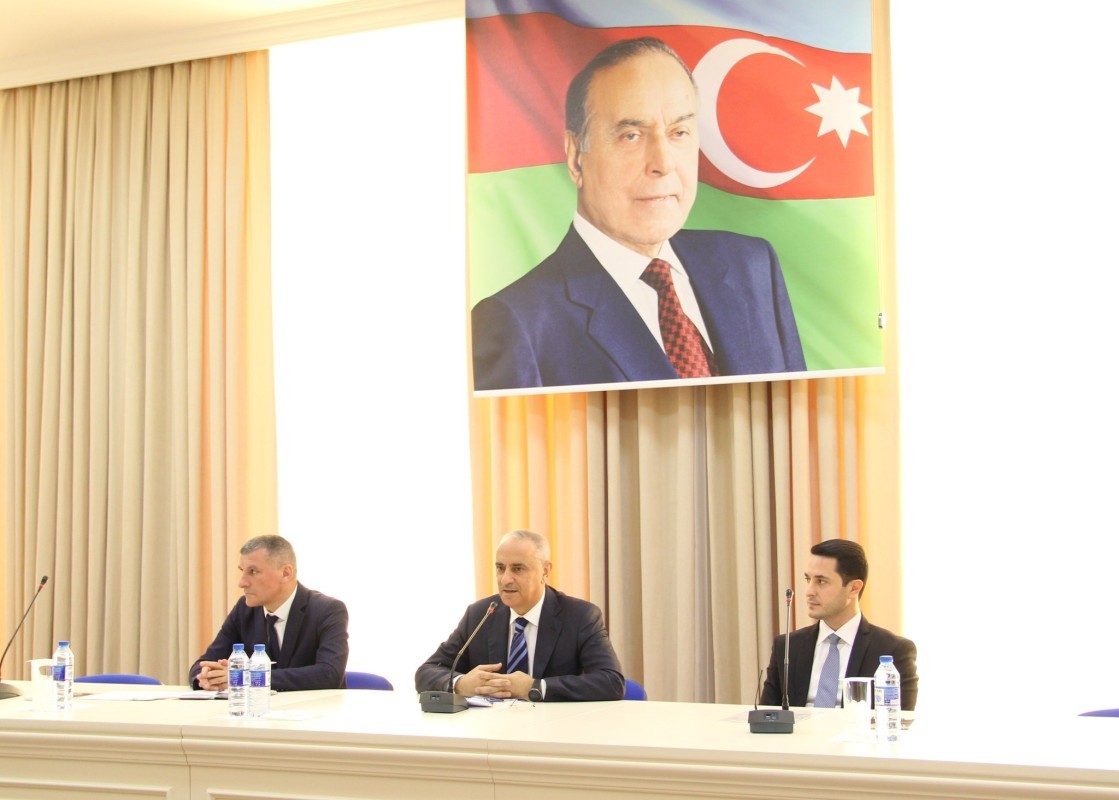 Qusar rayon ümumi təhsil müəssisələri üzrə buraxılış və qəbul imtahanlarında yüksək nəticə əldə etmiş gənclərlə görüş keçirilmişdir.