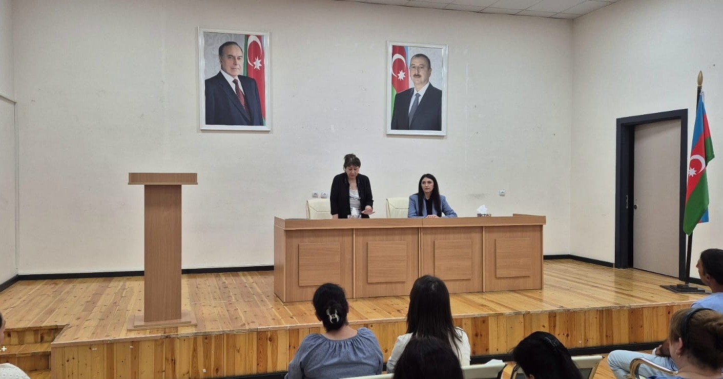 "Məktəblərin valideynlər qarşısında illik hesabatı" layihəsi davam edir.