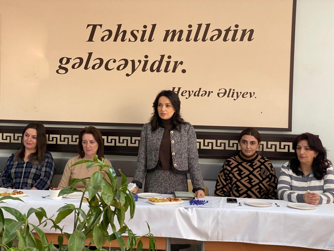 Valideyn komitə sədrləri ilə görüş təşkil olunmuşdur.