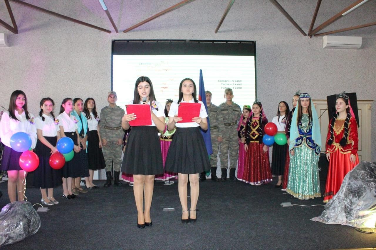 "Xarıbülbül Dastanı" Tamaşası Nümayiş Olunub