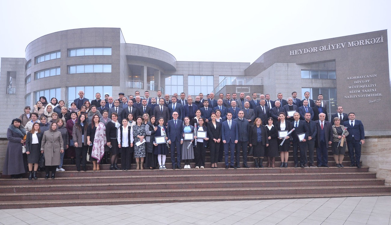 Ümumi və məktəbəqədər təhsil müəssisələrinin rəhbərləri ilə görüş keçirildi