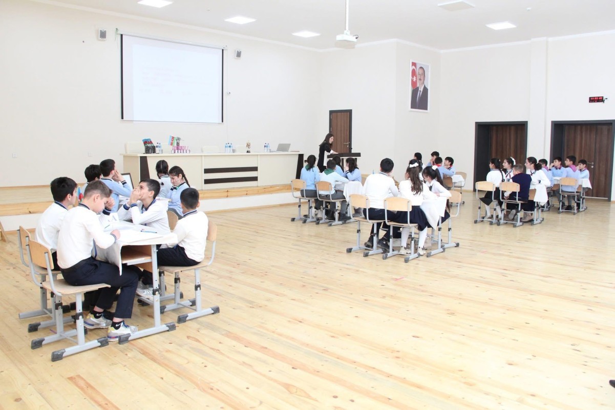 "Rəngarəng məntiq" adlı yarış təşkil edilmişdir.