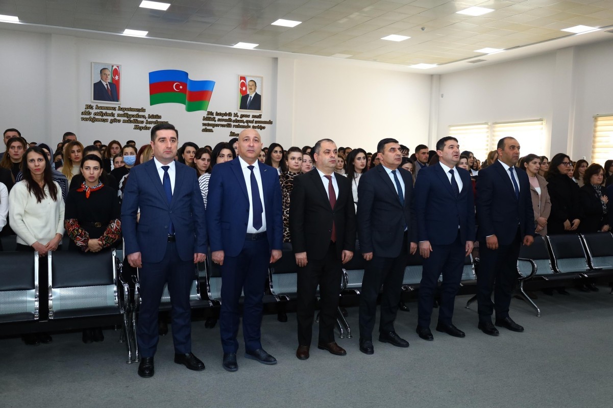 Gənc müəllimlərlə görüş keçirilmişdir