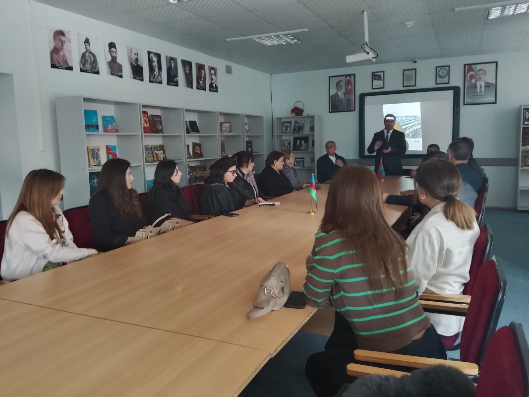 Təhsilverənlərin sertifikatlaşdırması ilə bağlı görüşlər keçirilib