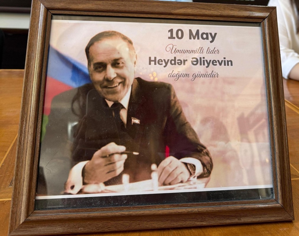 Esse yazı müsabiqəsi keçirilib