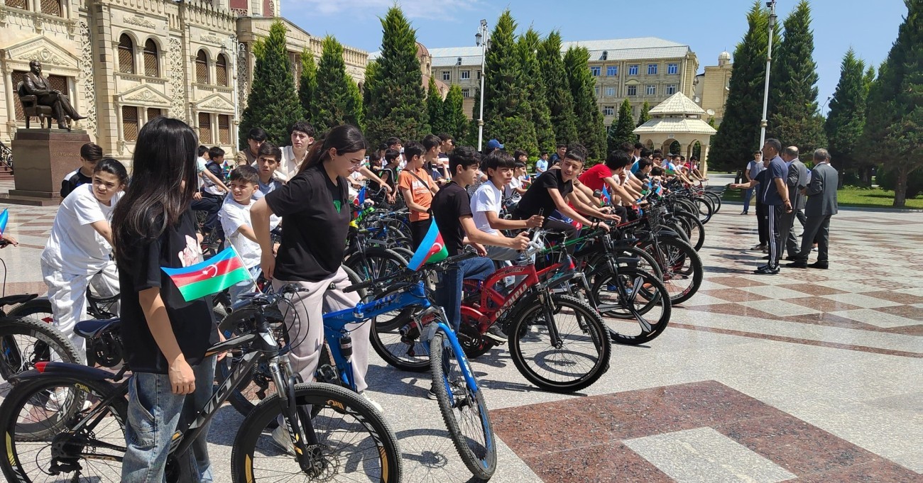 Beynəlxalq Velosiped Gününə həsr olunmuş veloyürüş keçirilmişdir.