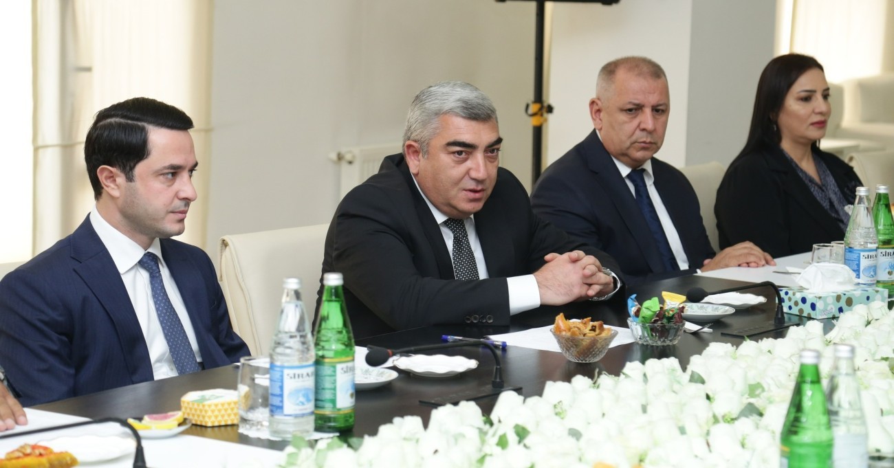 Quba rayonunda 600-dən çox bal toplayan məzunlarla görüş keçirilib