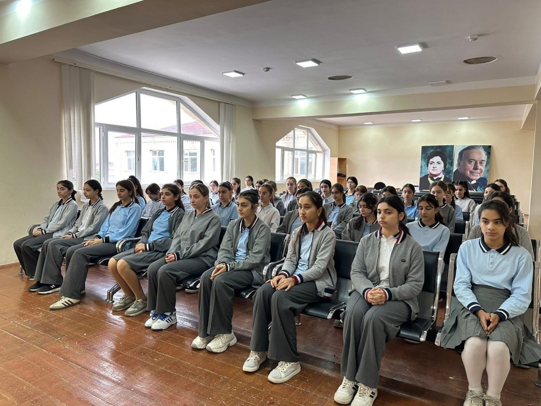 Erkən nikahla bağlı tədbirlər keçirildi