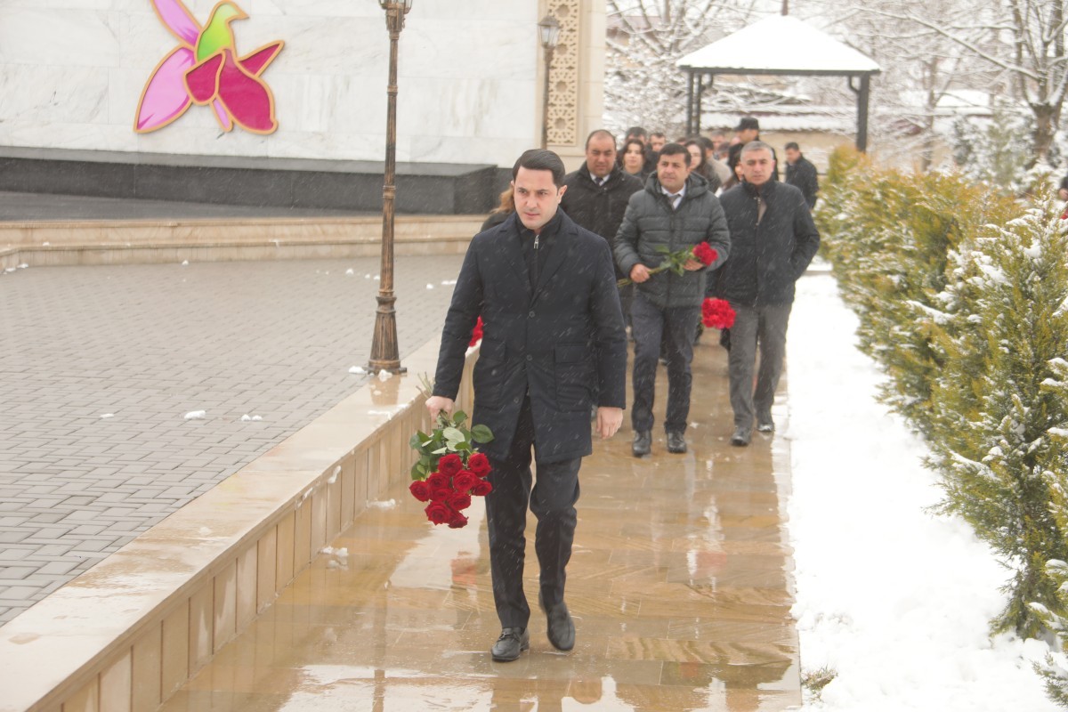 Quba rayonunda yerləşən Şəhidlər xiyabanı ziyarət edildi.